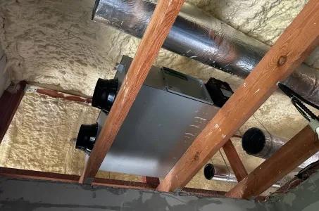 Hala produkcyjna z centralami wentylacyjnymi z odzyskiem energii Mycond Energy MVS DW